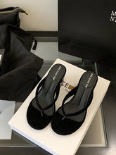 Vintage suede high heel slippers NewGew